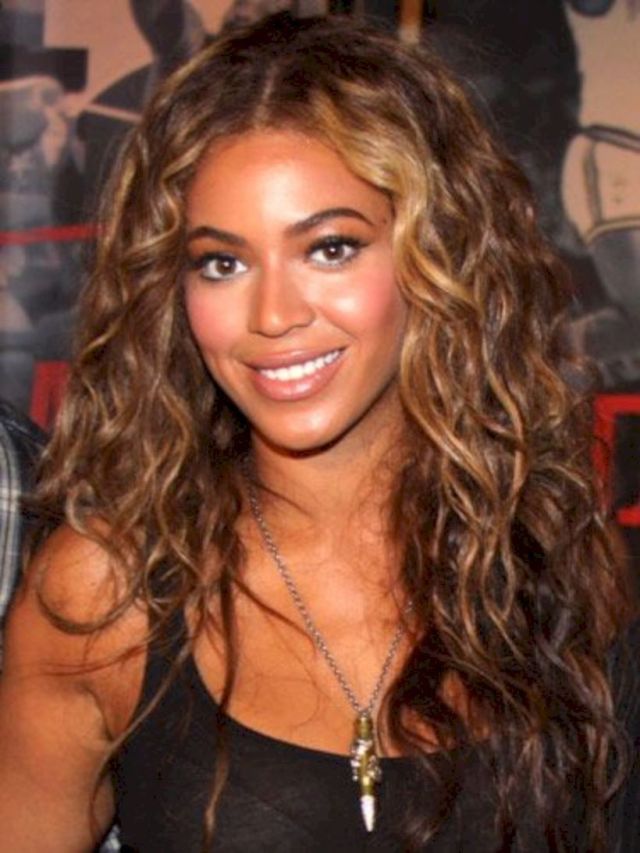 How to Get Beyoncé's Signature Curls: Step-by-Step Guide - HookedOnBundles Virgin Hair HookedOnBundles Virgin Hair